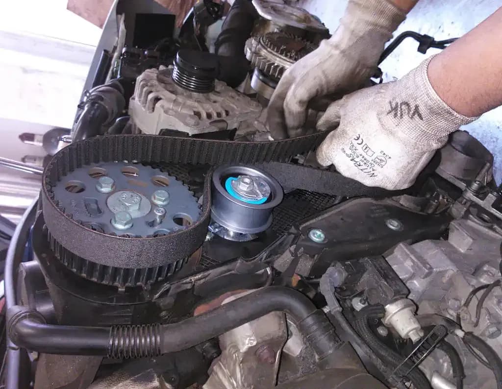 Timing belt replacement gallery image 4