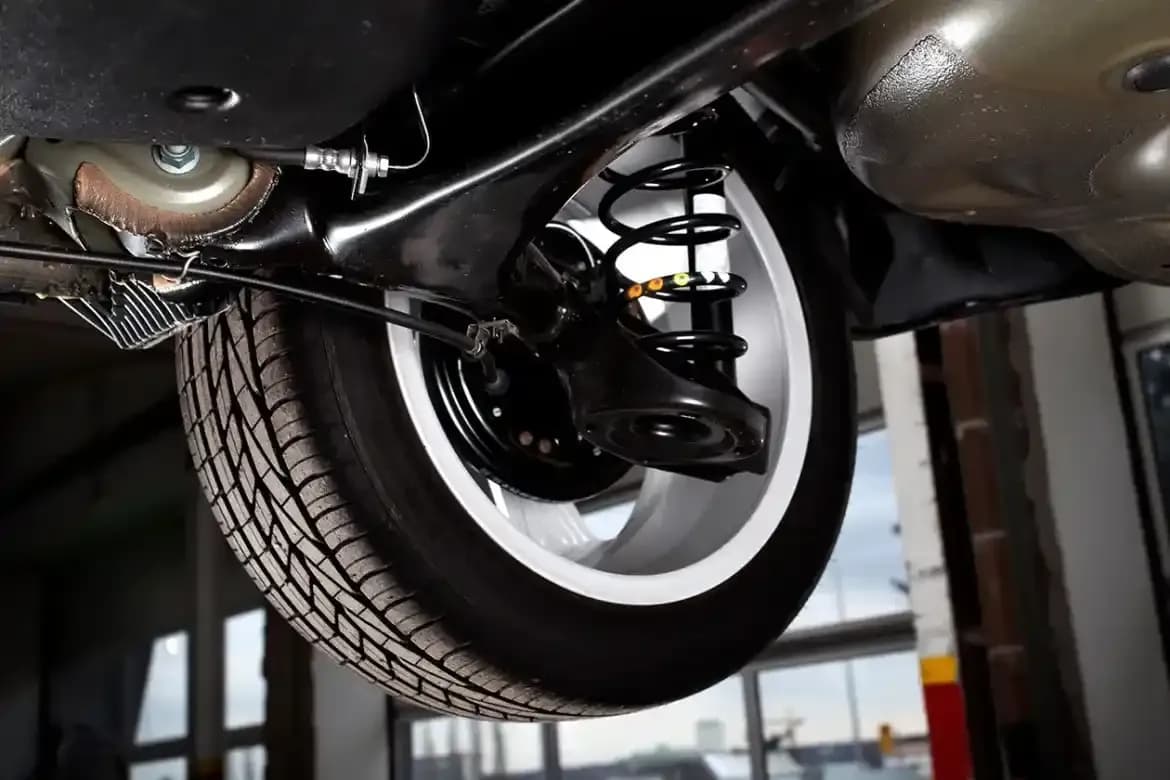 Shock absorber and suspension inspection