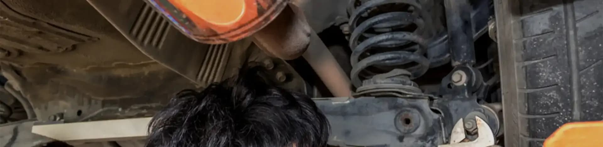 Shock absorber repair service