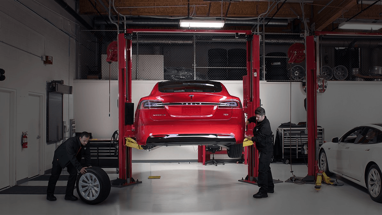 Electric vehicle service at TaylorMOT